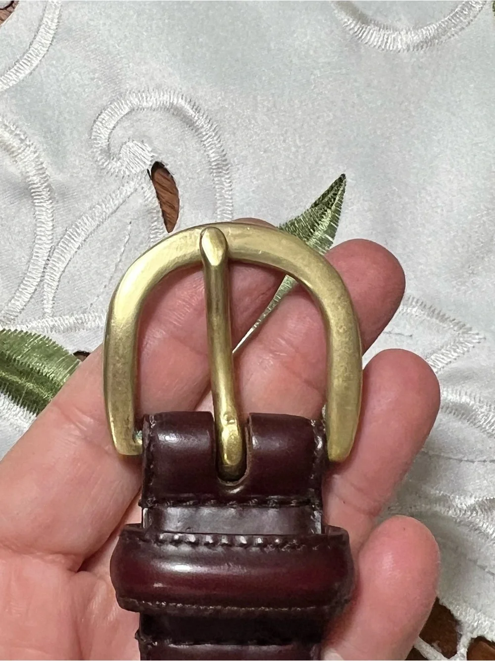 Coach women’s Dark Brown Leather Belt with Brass Buckle size 32